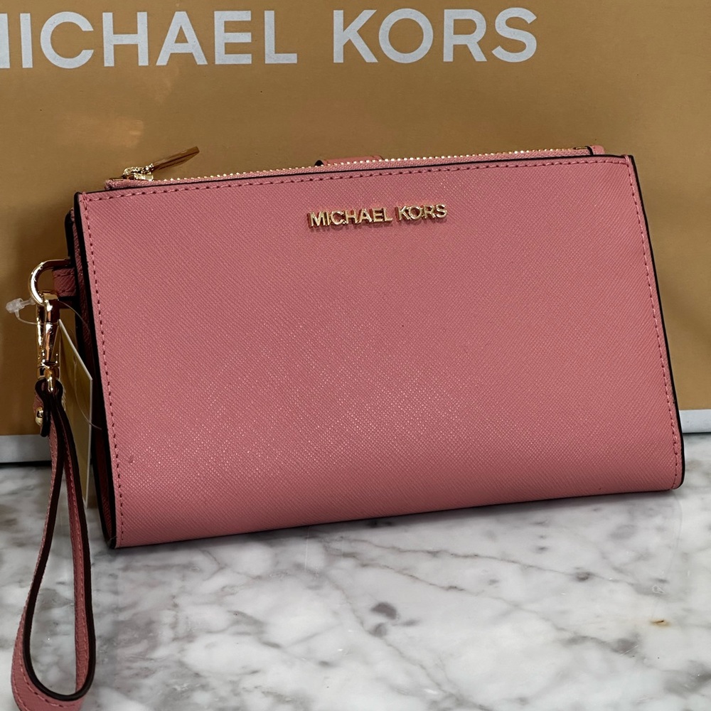 Michael Kors pink wallet